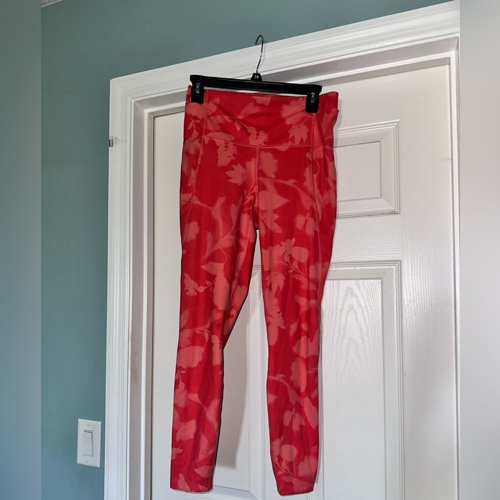 All in Motion Bright Red/Pink Activewear Size Medium